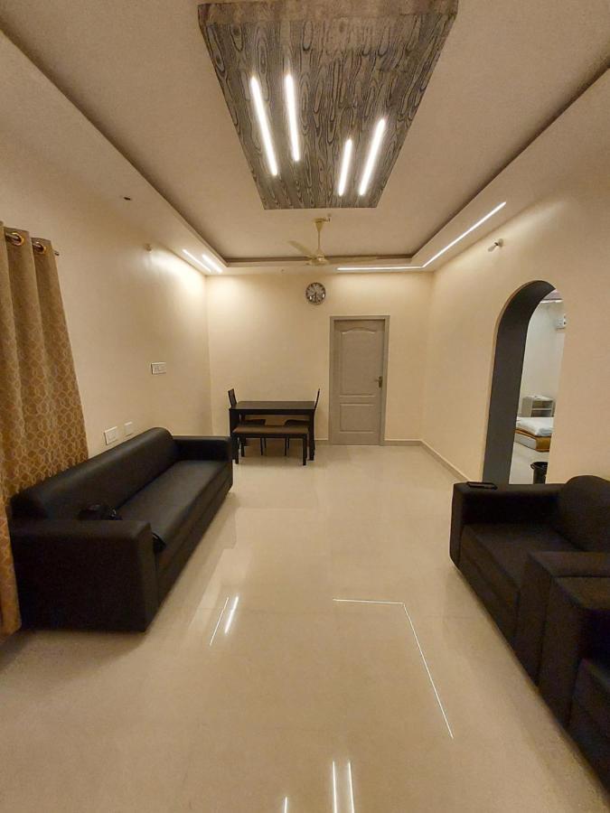 Srirangam Service Apartment Tiruchirappalli ภายนอก รูปภาพ