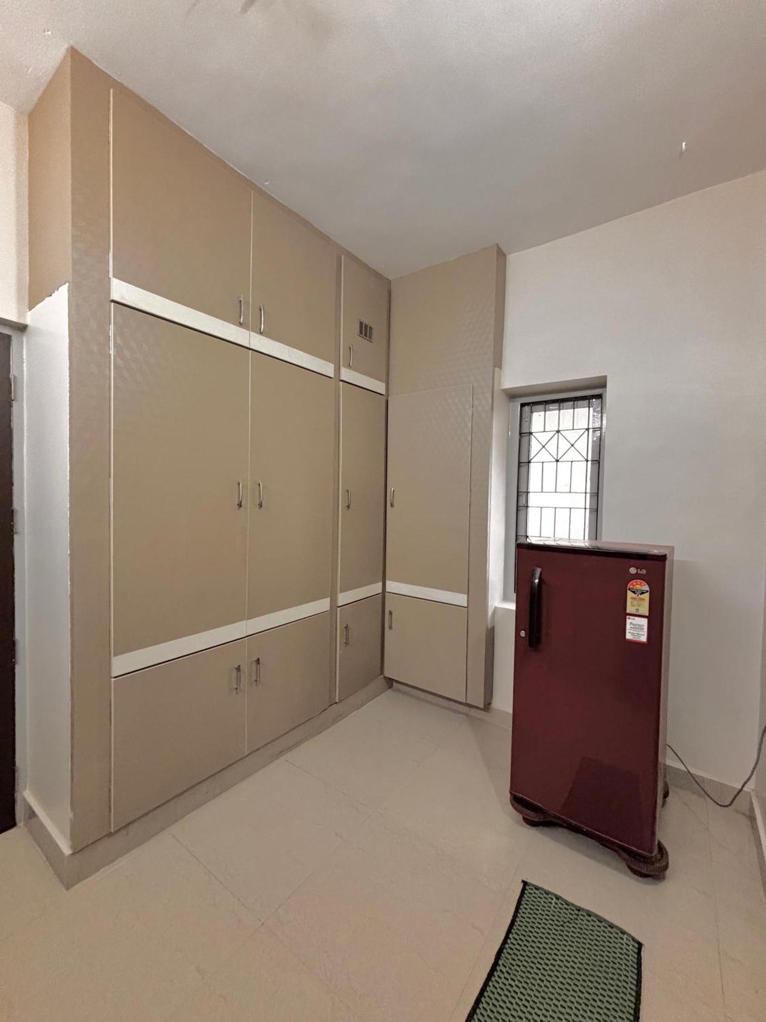 Srirangam Service Apartment Tiruchirappalli ภายนอก รูปภาพ