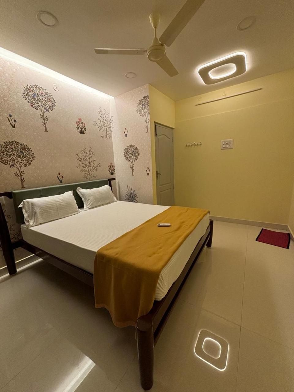 Srirangam Service Apartment Tiruchirappalli ภายนอก รูปภาพ
