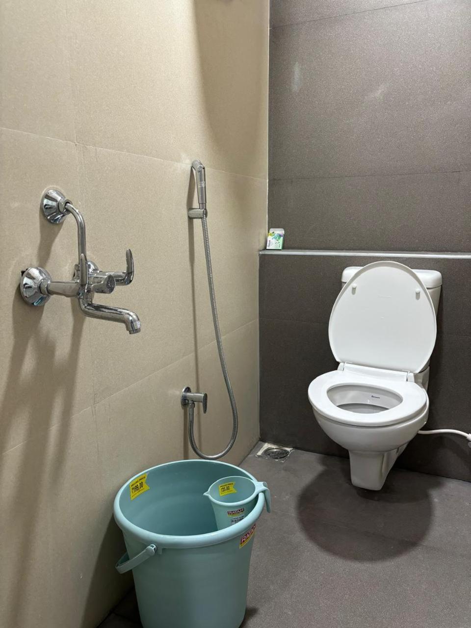 Srirangam Service Apartment Tiruchirappalli ภายนอก รูปภาพ