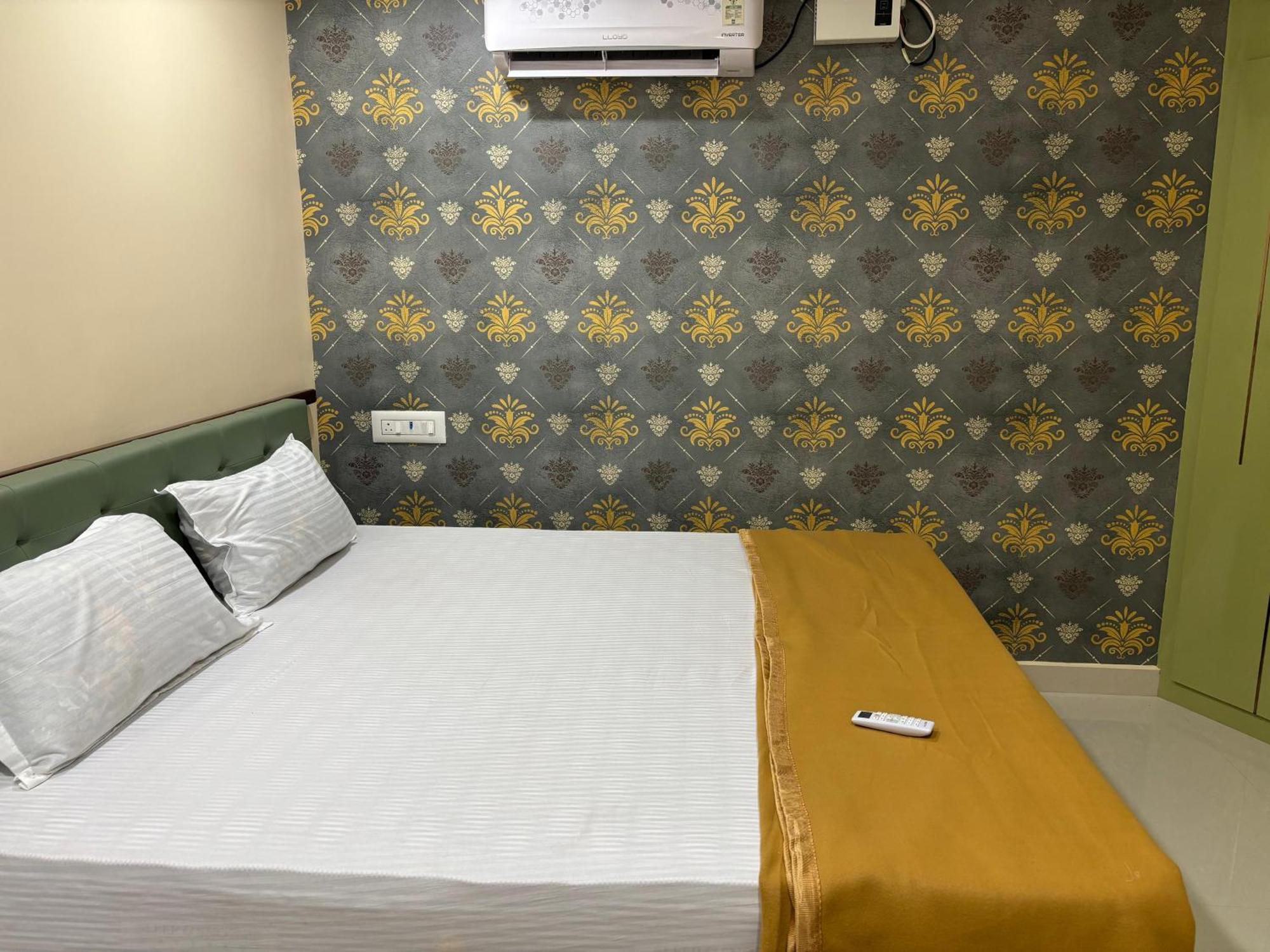Srirangam Service Apartment Tiruchirappalli ภายนอก รูปภาพ